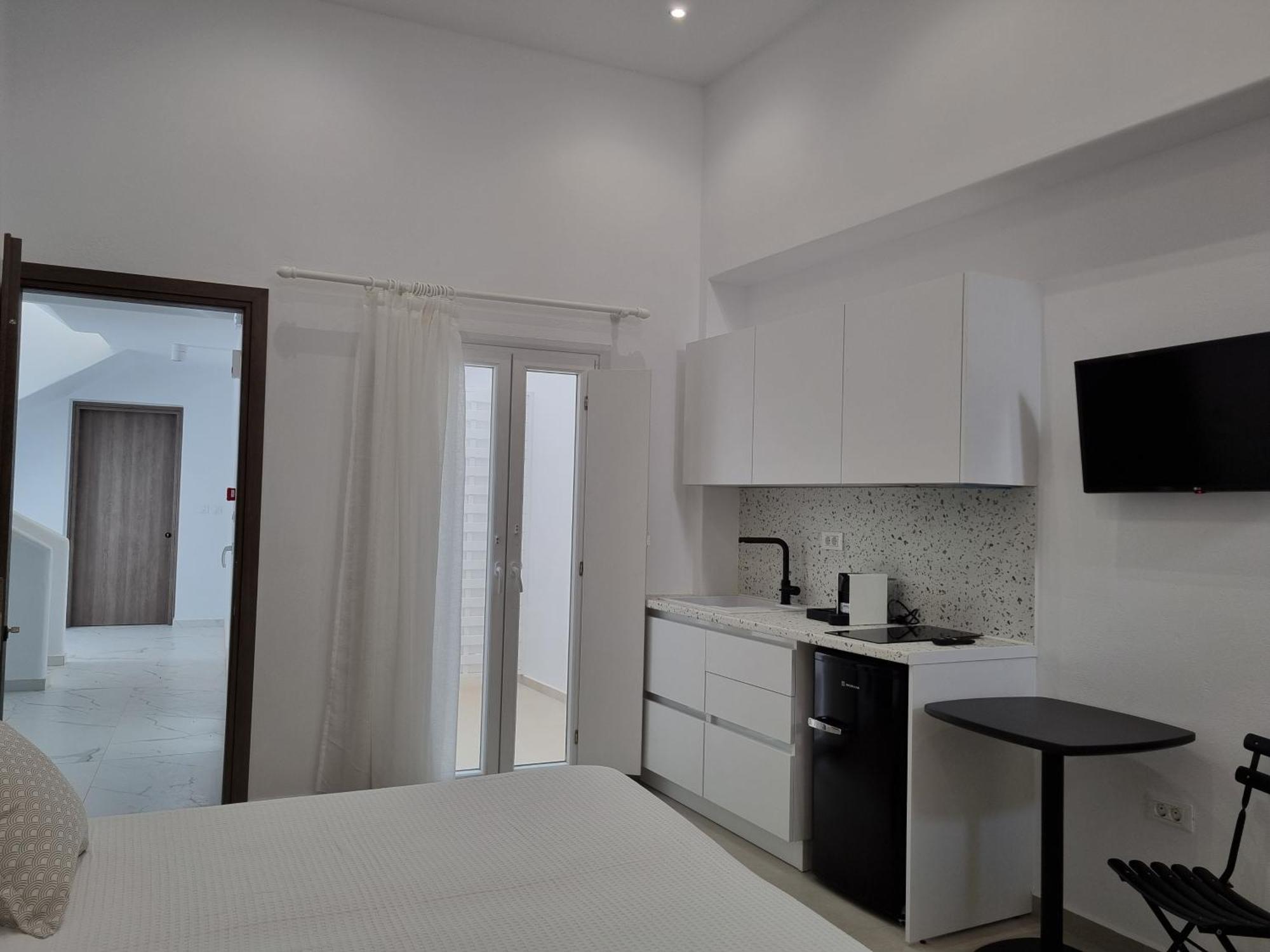 Majo Aparthotel *
